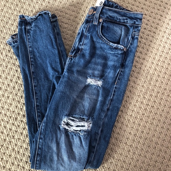 Garage mom jeans NWOT - Picture 2 of 4